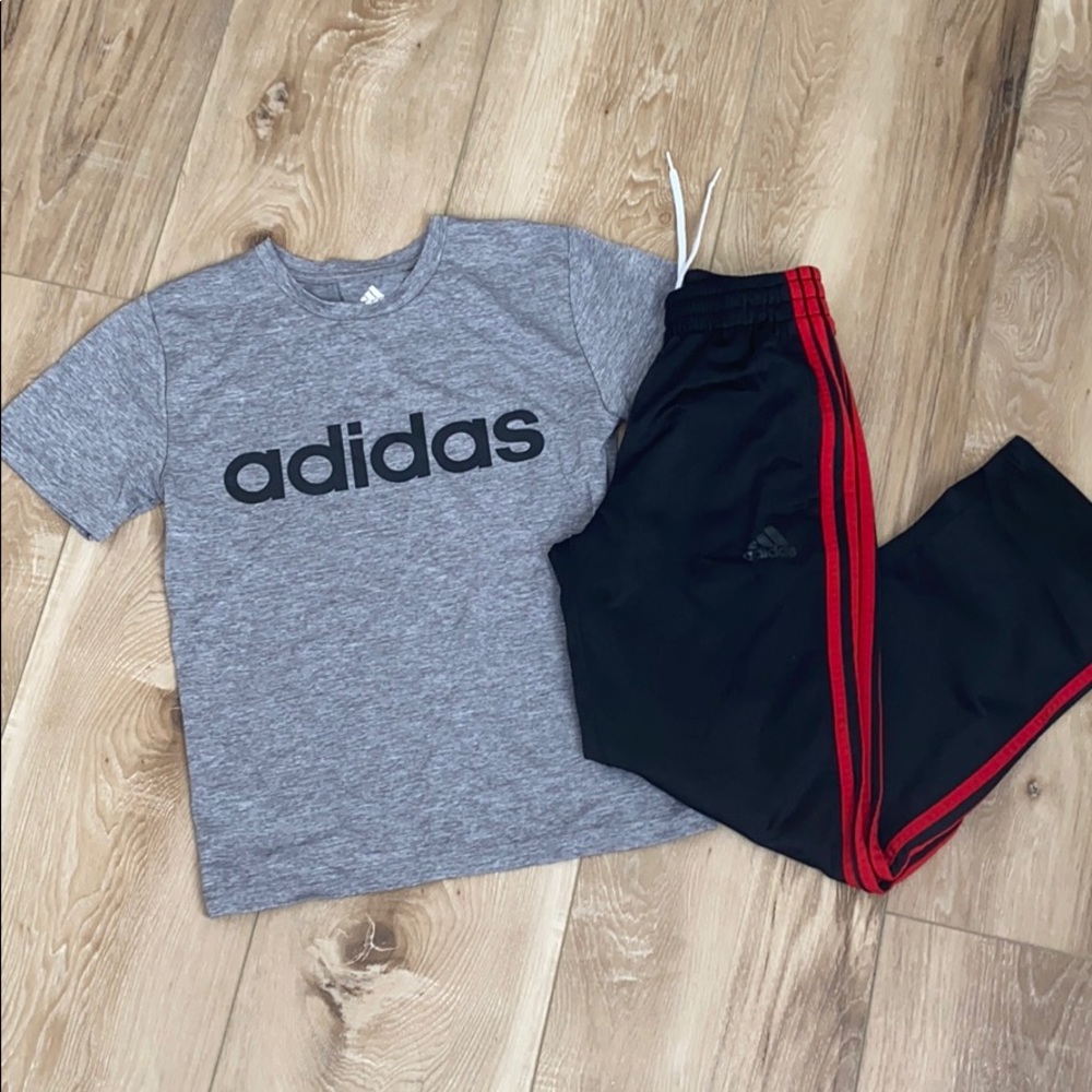 Boys adidas set